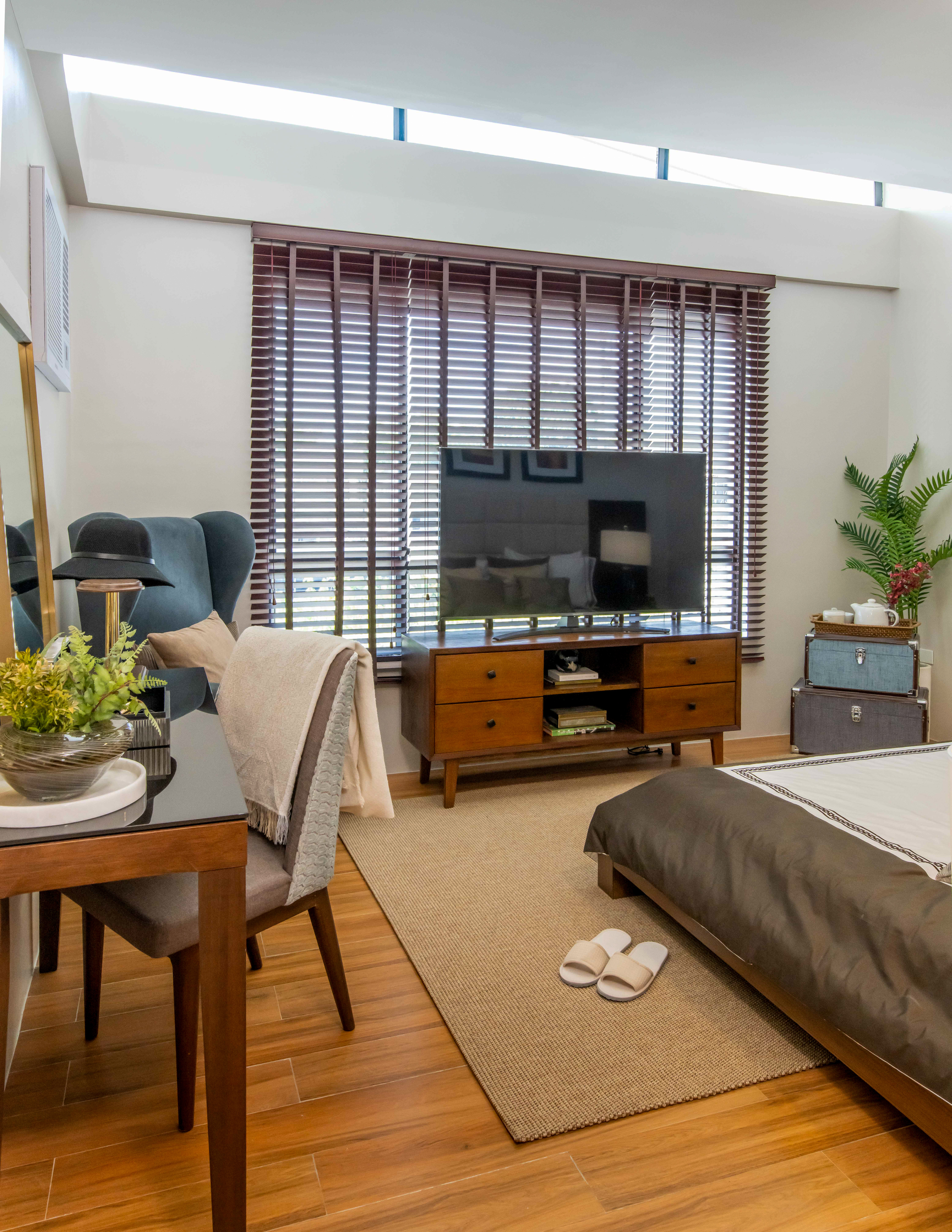 Lavine Master Bedroom